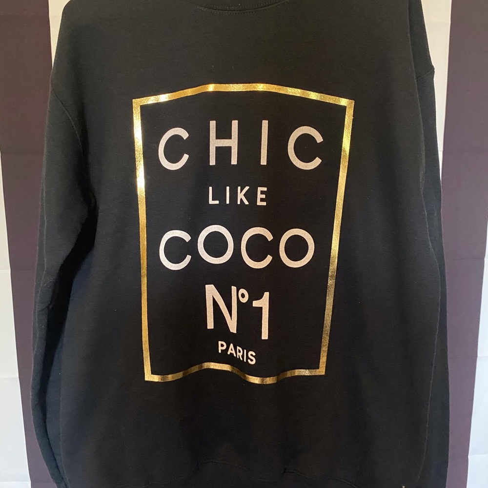 Black Graphic Sweatshirt